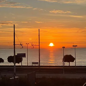 https://apt-bellavista-bilocale-loano.hotelitalianriviera.com